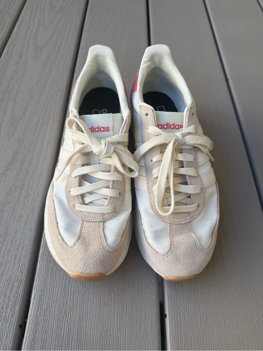 adidas Run 70s 2.0 Women’s 10 Cream Coral Gum Cloudfoam Sneakers
